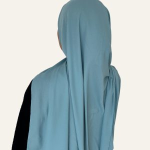 Foulard en crêpe bleu vert vu de dos – Maison Maleyka